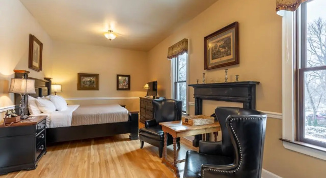 Номер Deluxe Steele Mansion Inn & Gathering Hub