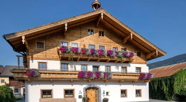 Feriengut Ottacherhof - Active Family Holiday in central Hollersbach, Prenota Hotel Bramberg am Wildkogel Wildkogel Arena