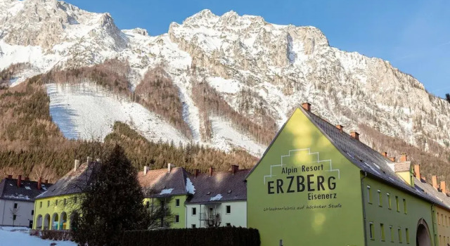 Apartment in Eisenerz Near Erzberg Mine, Prenota Appartamento Hotel a Hochsteiermark con parcheggio, Parcheggio