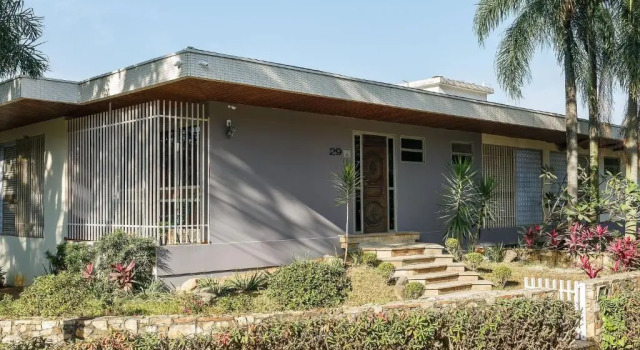 Apartamento lindo, com quintal, na Praça Pôr do Sol