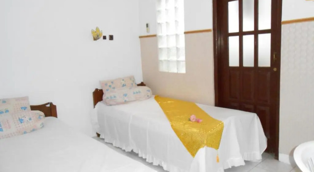 Fortuna Guest House, Prenota Affittacamere Hotel a Mantrijeron con colazione, Colazione