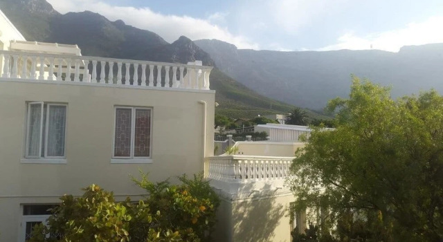 Upland Ave 7C by CTHA, Забронировать Отель Отели Cape Peninsula 3 звезды, 3*