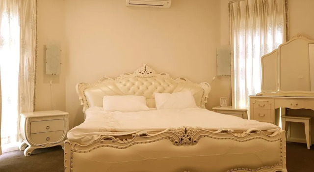 Signature Townhouse in Doncaster