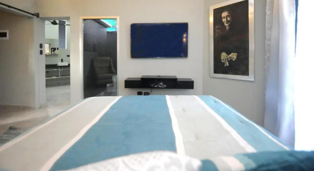 Полулюкс Instyle Residences at Rizz Suites