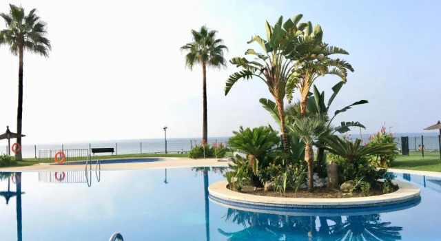 Апартаменты MI CAPRICHO 171 BEACHFRONT APARTMENT In The COSTA DEL SOL