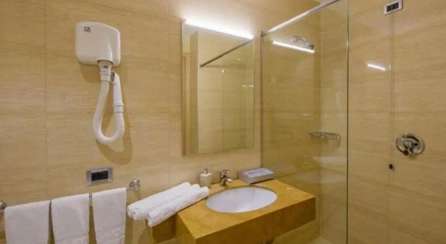 Люкс Standard Sky 2 Hotel Tirana