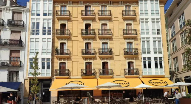 REINA FLATS VALENCIA Playa, Забронировать Отель Поблатс Маритимс 