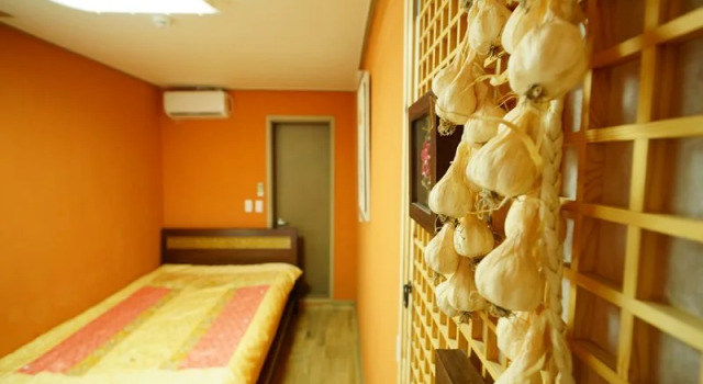 Jeonju Kim Myeong Ok Pension, Забронировать Отель Отели Чонджу 3 звезды, рядом с Конфуцианская школа хянгё в Чонджу, 3*