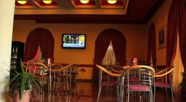 Hotel Ani, Rezerwuj Hotel Hotele w Durres County z parkingiem, Parking