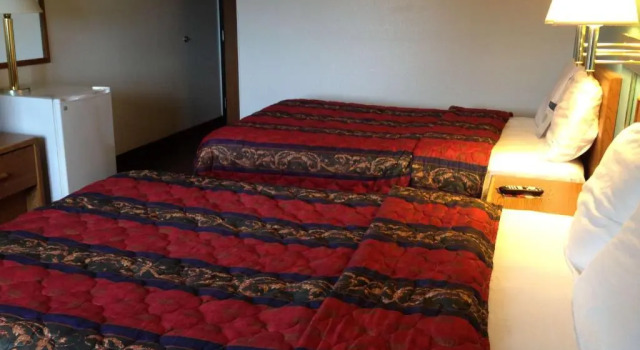 Четырёхместный номер Standard Motel 6-Sedalia, MO