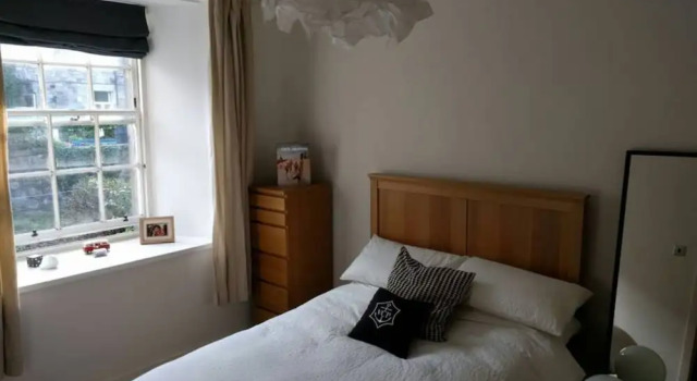 Bright And Spacious Flat Near City Centre, Забронировать Отель Midlothian Эдинбург, рядом с Железнодорожный вокзал Эдинбург-Уэверли