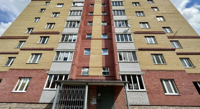 Compass in the 10th microdistrict 65A, Prenota Appartamento Hotel a Tyumen Region con parcheggio, Parcheggio