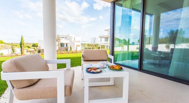 Одноместный люкс Deluxe c 1 комнатой Monte Rei Golf & Country Club