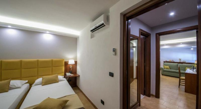 Люкс с 2 комнатами Montespina Park Hotel