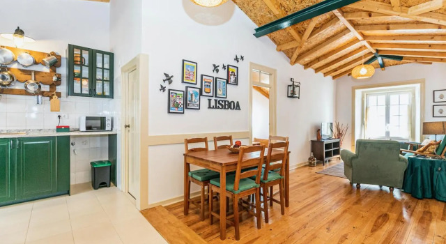 Moderno Apartamento em Bairro típico Lisboeta