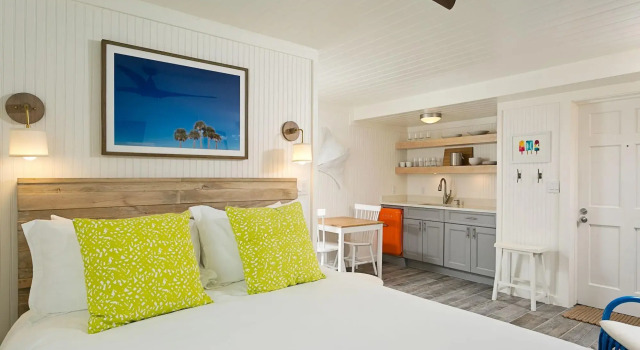 Inn on the Beach, Book Hotel Pass-a-Grille Florida
