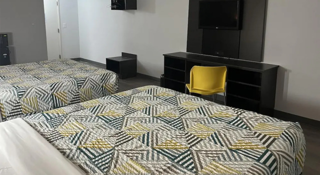 Четырёхместный номер Deluxe Motel 6 Rockford, IL - RFD Airport