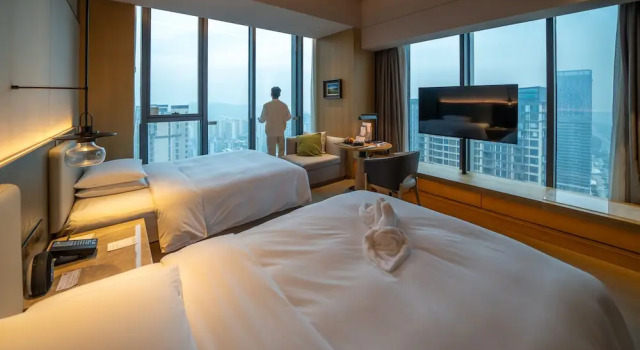 Standard Quadruple Club room with city view Liyang Marriott Hotel