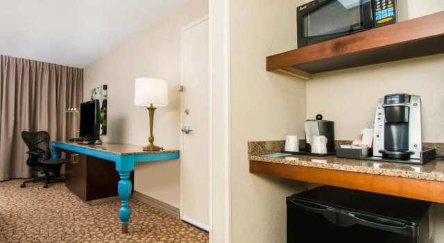 Двухместный номер Premium Hilton Garden Inn Charlottesville