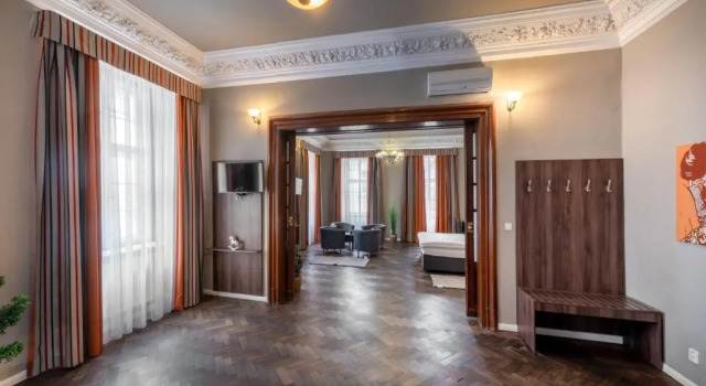 Suite Hotel "Palác U Kočků" by Adrez, Palace At the Cats