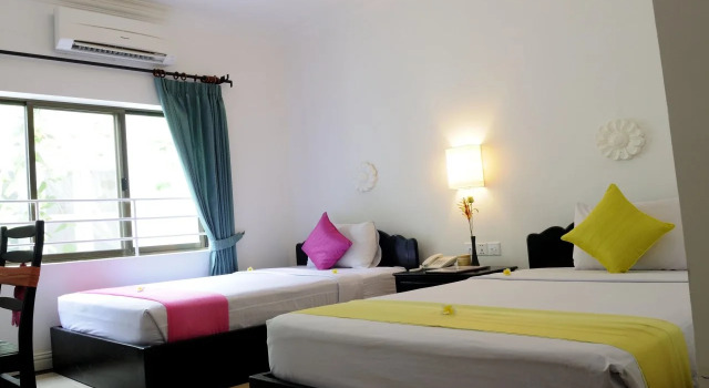 Frangipani Villa Hotel II, Boek Hotel Hotels in Siem Reap met parkeren, Parkeren