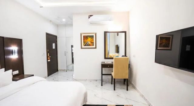 Hotel One MM Alam Road, Lahore, Book Hotel Gulberg Lahore