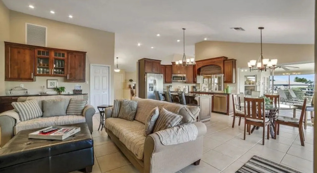 Lamplighter Ct Home, Забронировать Отель Отели Марко-Айленд 3 звезды, рядом с Marco Walk Plaza, 3*