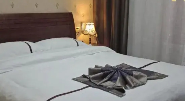 Люкс Deluxe Yashige Apartment Ruili