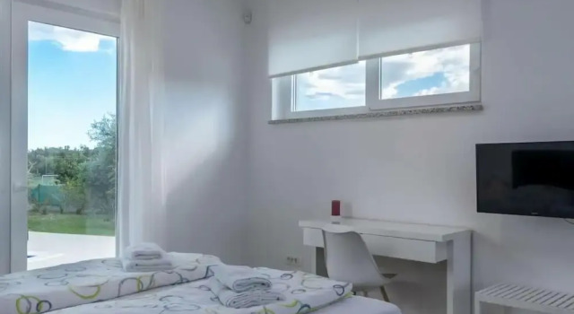 Sandi Comfortable Holiday Residence, Забронировать Отель Пула Pula Riviera, рядом с Пляж База
