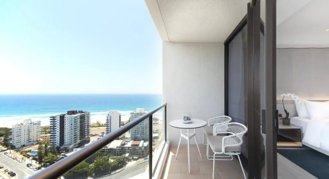 Номер Standard с балконом и с видом на океан JW Marriott Gold Coast Resort & Spa