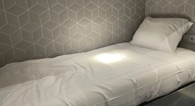 Diamond Capsule Hotel Amsterdam South
