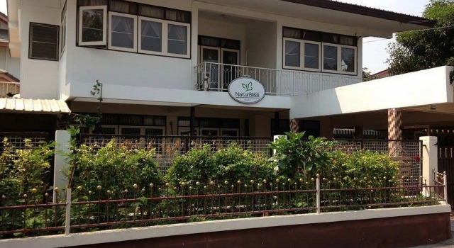 Naturbliss Resort Village, Varaa Lomakeskus SPA-hotellit kohteessa Central Thailand, SPA