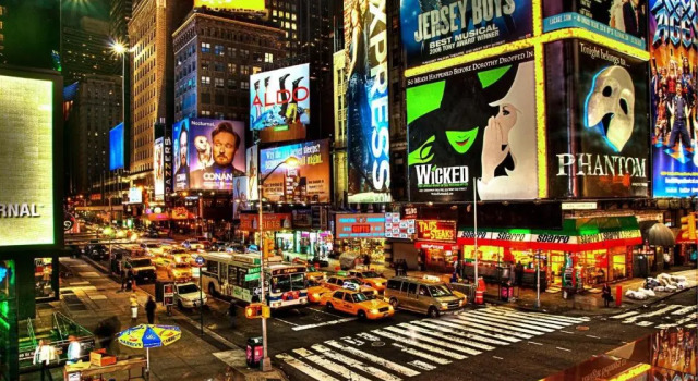 42nd Street. Time Square King Size Private Room