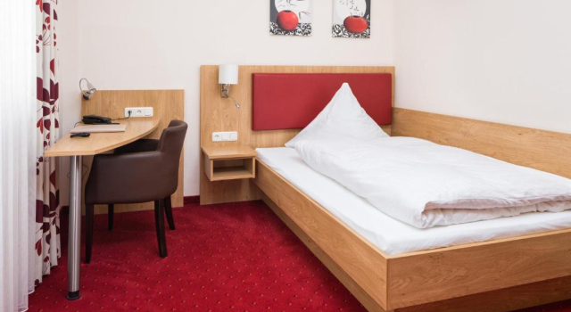 Süper tek kişilik oda Hotel Sixt