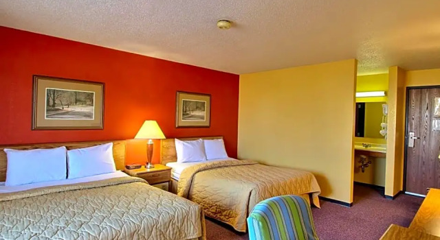 Четырёхместный номер Standard The Belgium Inn & Suites