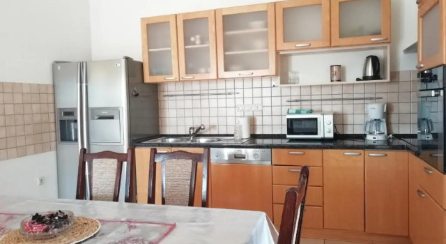 Апартаменты с 3 комнатами Apartments Marija