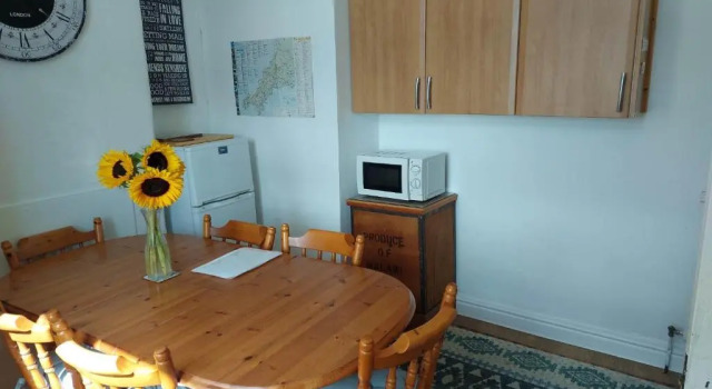 Standard Zimmer Owl House