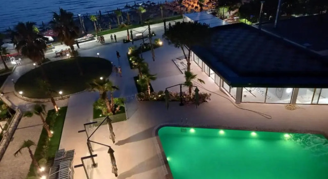 Апартаменты Wonderful Sea View Apartment Qerret