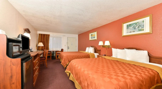 Travel Inn & Suite
