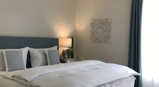 Люкс Grand с балконом и с видом на сад Donau Lodge Boardinghouse