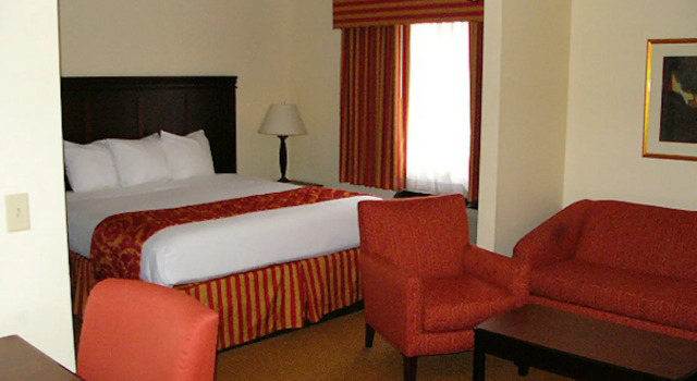 Ashley Quarters Hotel Cincinnati Airport