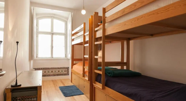 Кровать в общем номере (женский номер) Lisbon Lounge Hostel