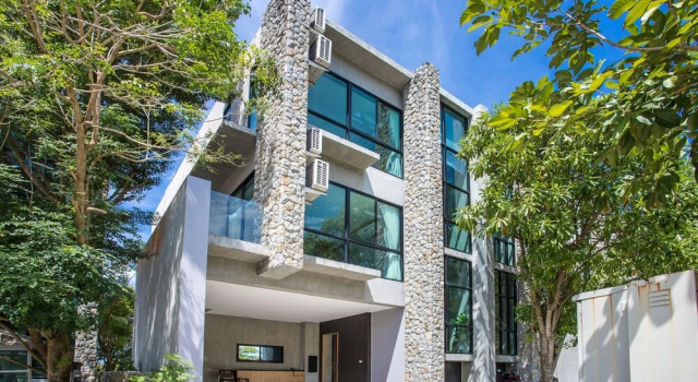 Scenic Green Hill Views 4BR Villa Jeanny
