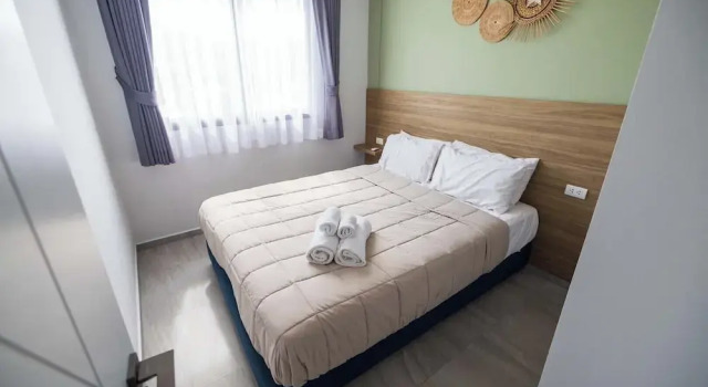 Modern Condo near the Beach - NV5