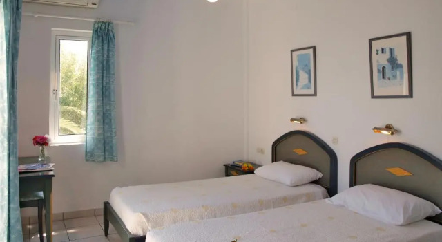 Апартаменты Artemis Apartments