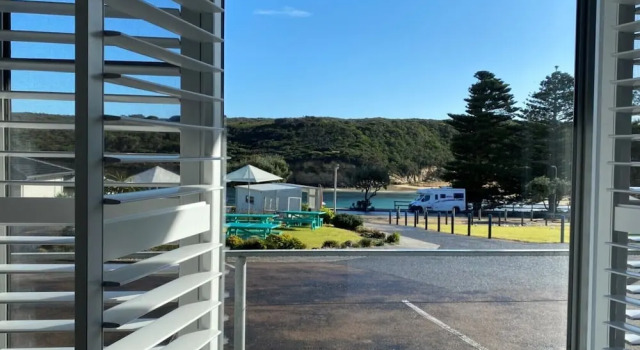 Семейный номер Deluxe с видом на море Southern Ocean Motor Inn
