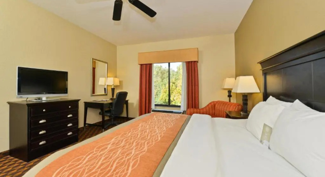 Номер Standard Comfort Inn & Suites Clinton - Jackson West