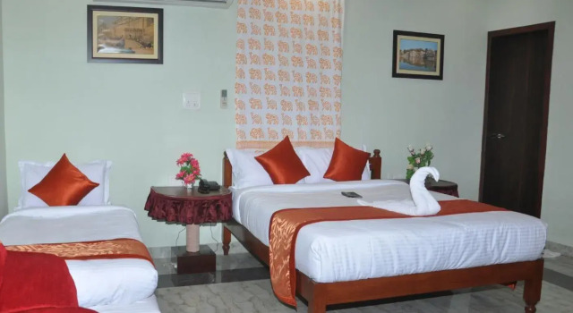 Hotel Yaduraj, Забронировать Отель Бармер штат Раджастхан