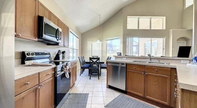 Коттедж Luxury 6BD 3,5BA Pool Home in Windsor Palms Resort villa