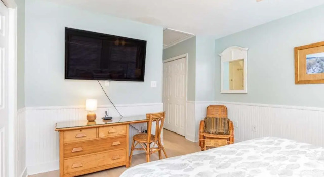 Catch A Wave by Tybee Vacation Rentals, Boek Vakantiehuis Hotels in Georgia met parkeren, Parkeren